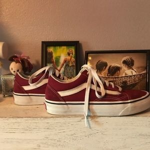 Women’s size 5 Old Skool Vans